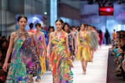 武汉商贸学院服装设计与营销展